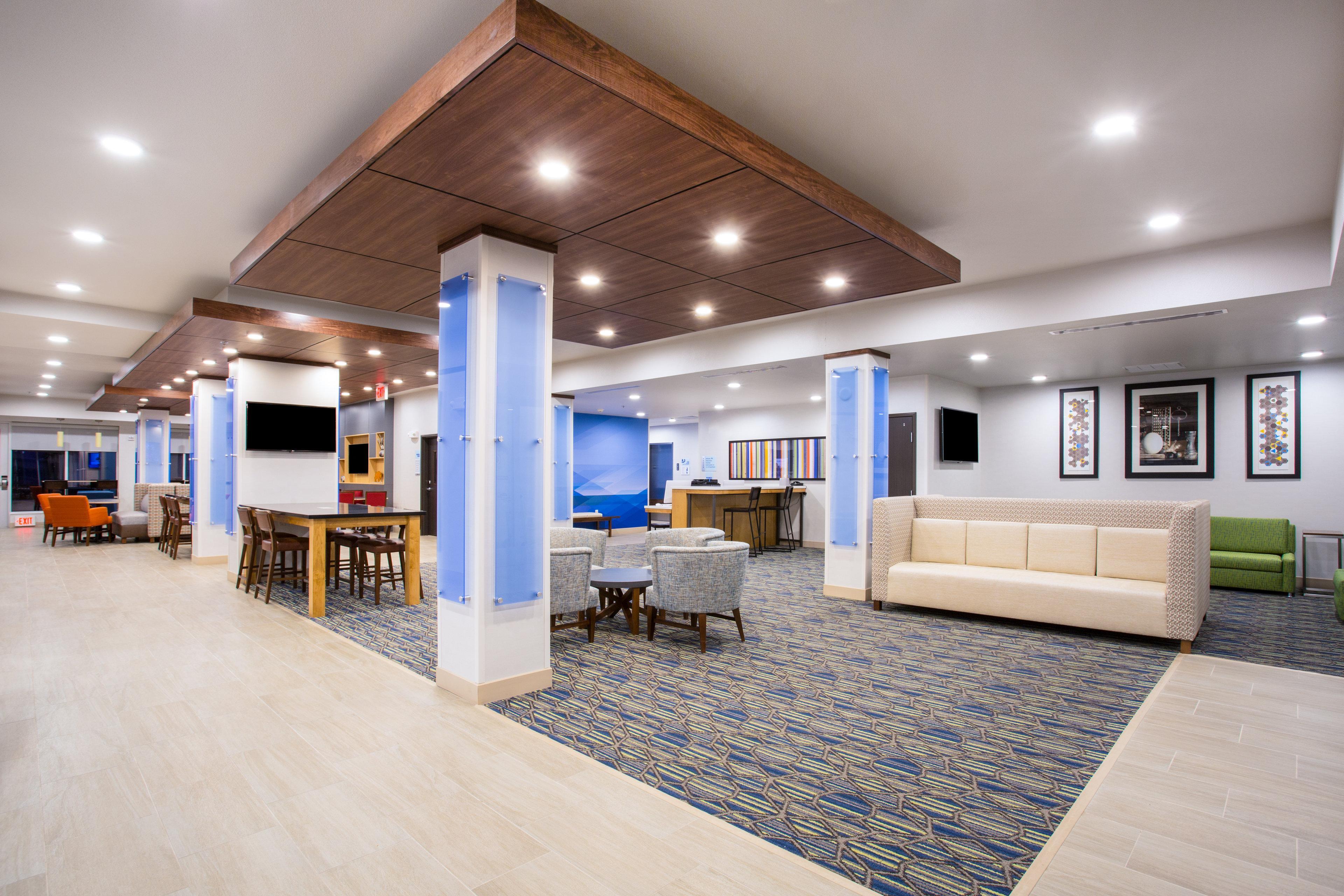 Holiday Inn Express & Suites - Rapid City - Rushmore South By Ihg Εξωτερικό φωτογραφία